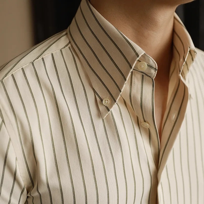 Men's Business Non-ironing Slim-fit Gentleman Versatile Fashion Pointed Buckle Collar Shirt