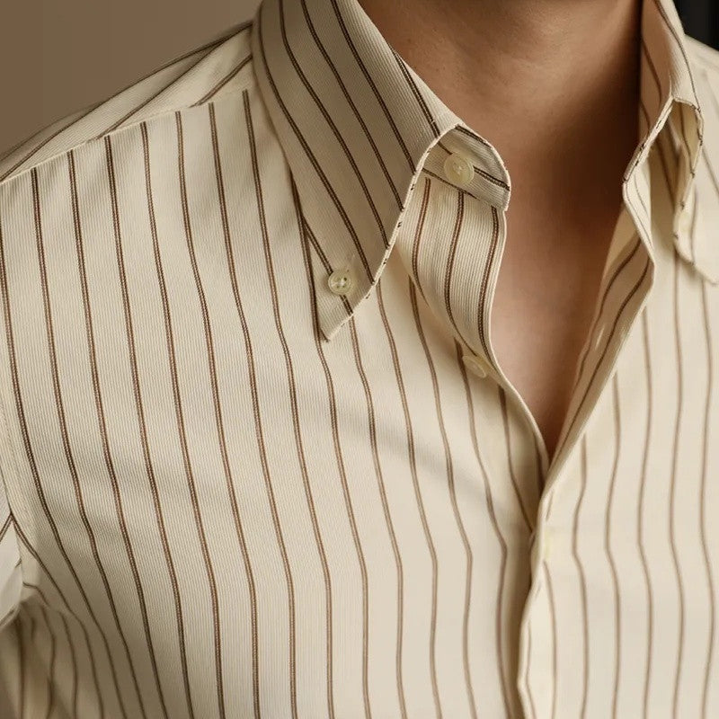 Men's Business Non-ironing Slim-fit Gentleman Versatile Fashion Pointed Buckle Collar Shirt
